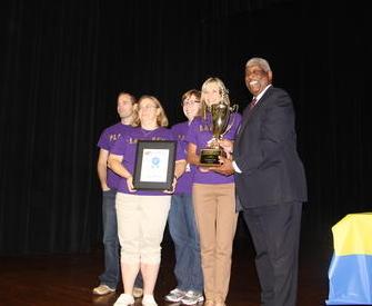 Healthy Learners holds spelling bee fundraiser